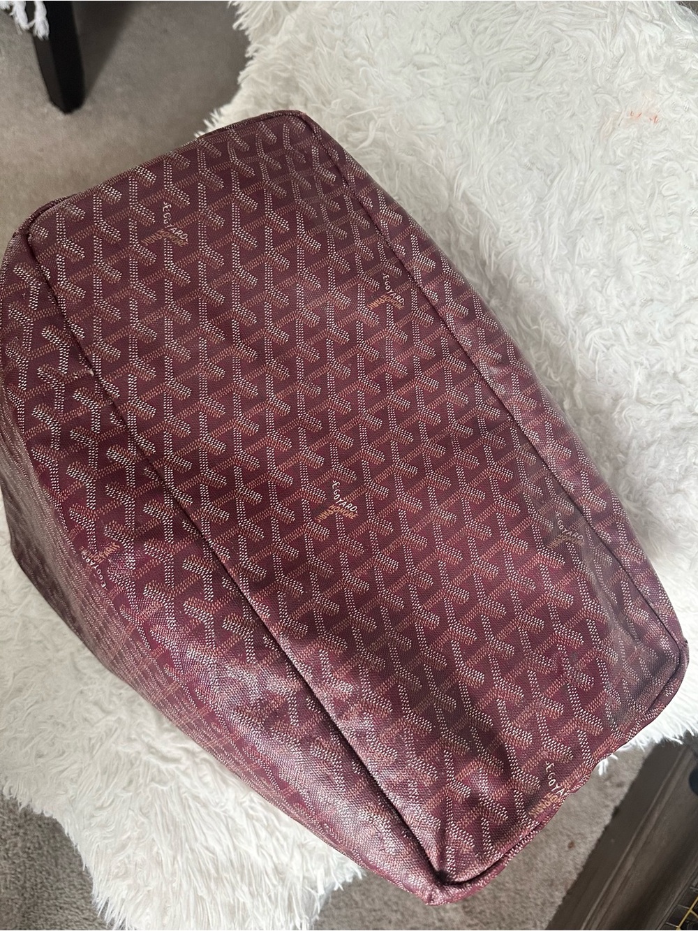 Goyard Saint Louis GM Tote in Burgundy Color - Picture 14 of 14